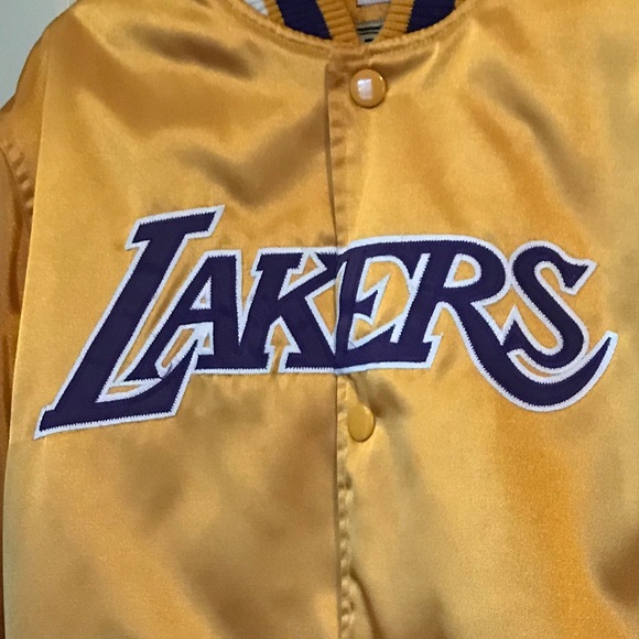 Authentic Lakers Satin Gold Jacket - Picture 4 of 10
